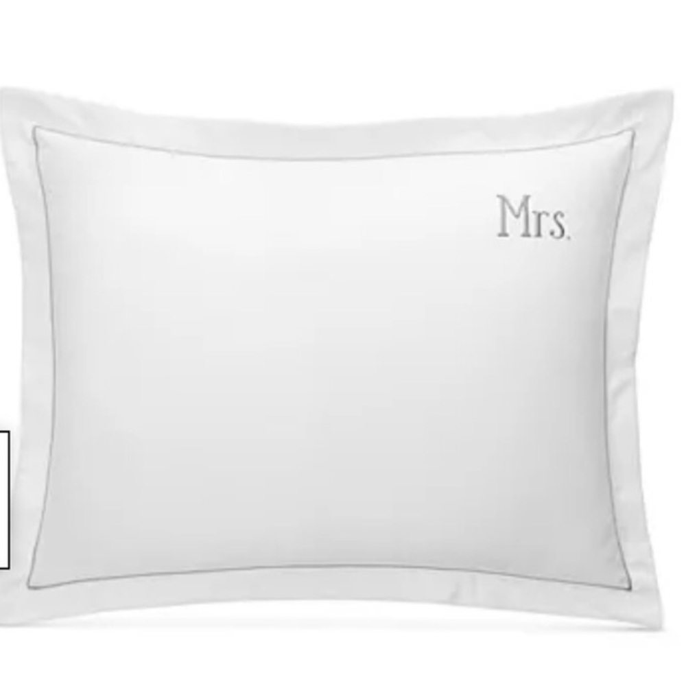 “Mr” and “Mrs” Standard Sham Set of Two White NWT 550 thread count Supima